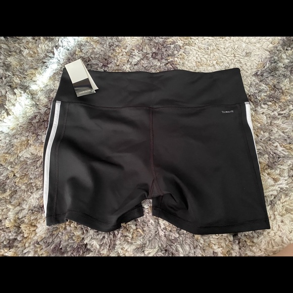 Adidas biker shorts - Picture 2 of 3